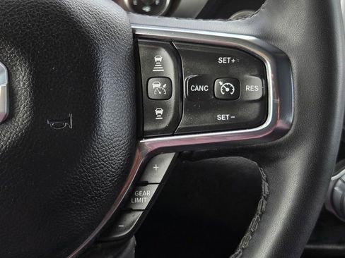 Used 2025 RAM 1500 Laramie AWD/4WD image 22