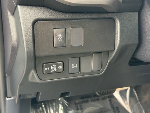 Used 2021 Toyota Tacoma SR5 image 16