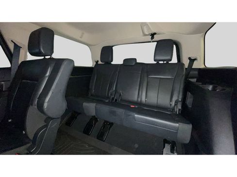 Used 2024 Ford Expedition XLT AWD/4WD image 16