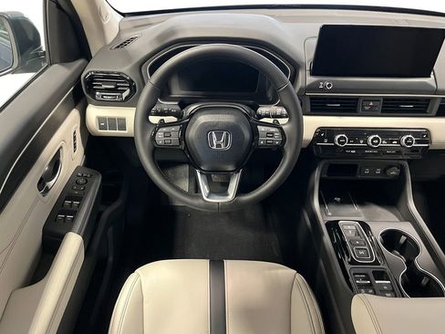 New 2026 Honda Pilot Touring image 27