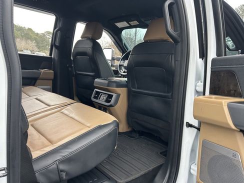 Used 2023 Ford F250 Lariat w/ Chrome Package image 56