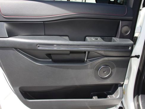 Certified 2023 Ford Expedition Max Limited AWD/4WD image 22