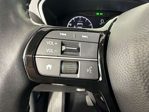 Used 2024 Honda HR-V EX-L image 17