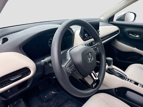 Certified 2024 Honda HR-V LX image 11