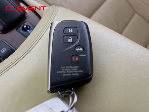 Used 2017 Lexus LS 460 w/ Comfort Package RWD image 23