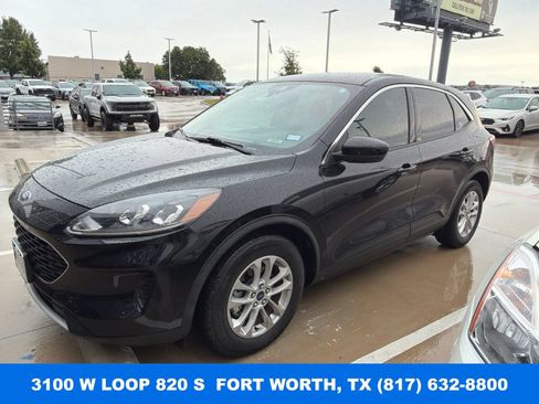 Used 2020 Ford Escape SE FWD image 1