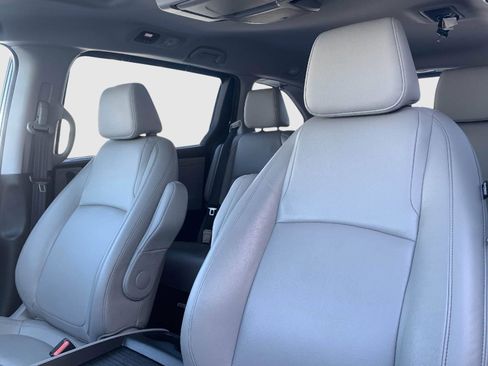 Used 2022 Honda Odyssey Touring image 34