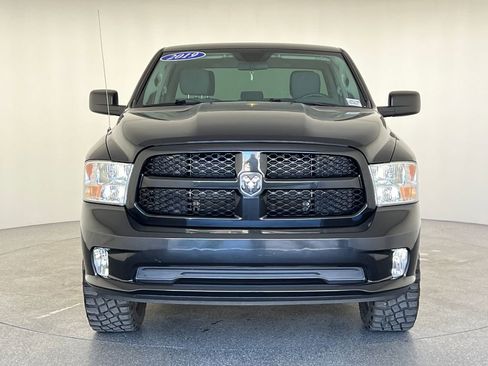 Used 2019 RAM 1500 Express w/ Express Value Package image 10