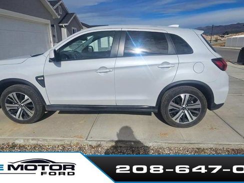 Used 2024 Mitsubishi Outlander Sport ES AWD/4WD image 4