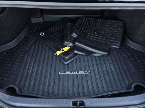 Certified 2024 Toyota Camry SE image 23