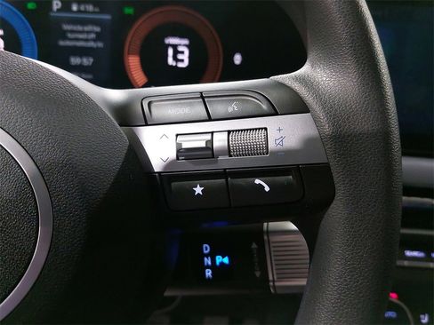 Certified 2025 Hyundai Sonata SEL image 17