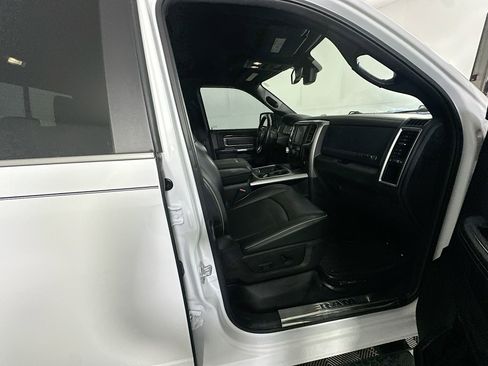 Used 2017 RAM 1500 Limited image 30