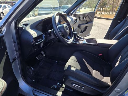 Certified 2025 Acura ADX A-Spec image 17