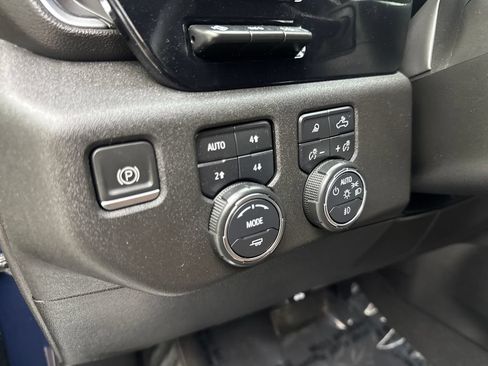 Used 2023 Chevrolet Silverado 1500 High Country w/ Technology Package AWD/4WD image 56
