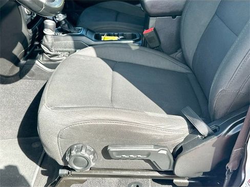 Used 2020 Jeep Gladiator Sport w/ Quick Order Package 24S image 18