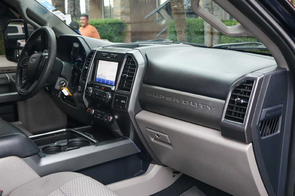 Used 2022 Ford F250 XLT w/ XLT Premium Package AWD/4WD image 46