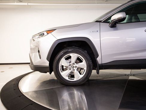 Used 2021 Toyota RAV4 Limited AWD/4WD image 11