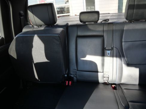 Used 2025 Toyota Tundra Platinum image 13