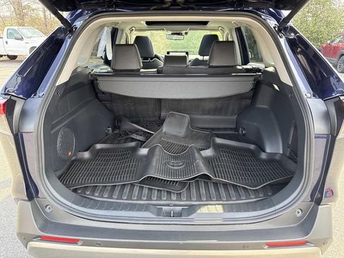 Used 2024 Toyota RAV4 Limited w/ Advanced Technology Package image 12