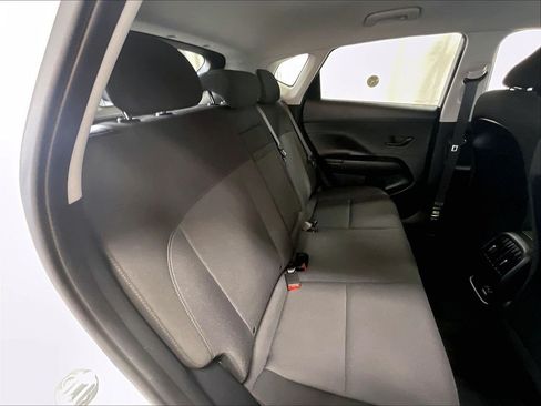 Used 2024 Hyundai Kona SEL AWD/4WD image 16
