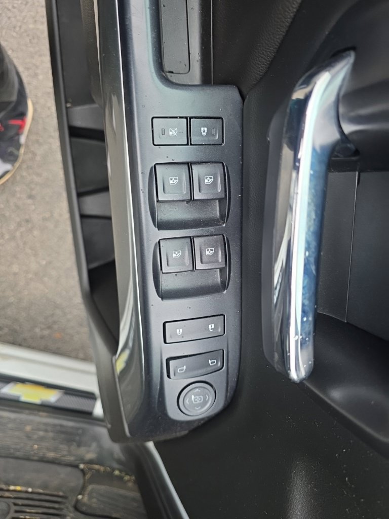 Used 2019 Chevrolet Silverado 1500 LT w/ All Star Edition AWD/4WD image 14