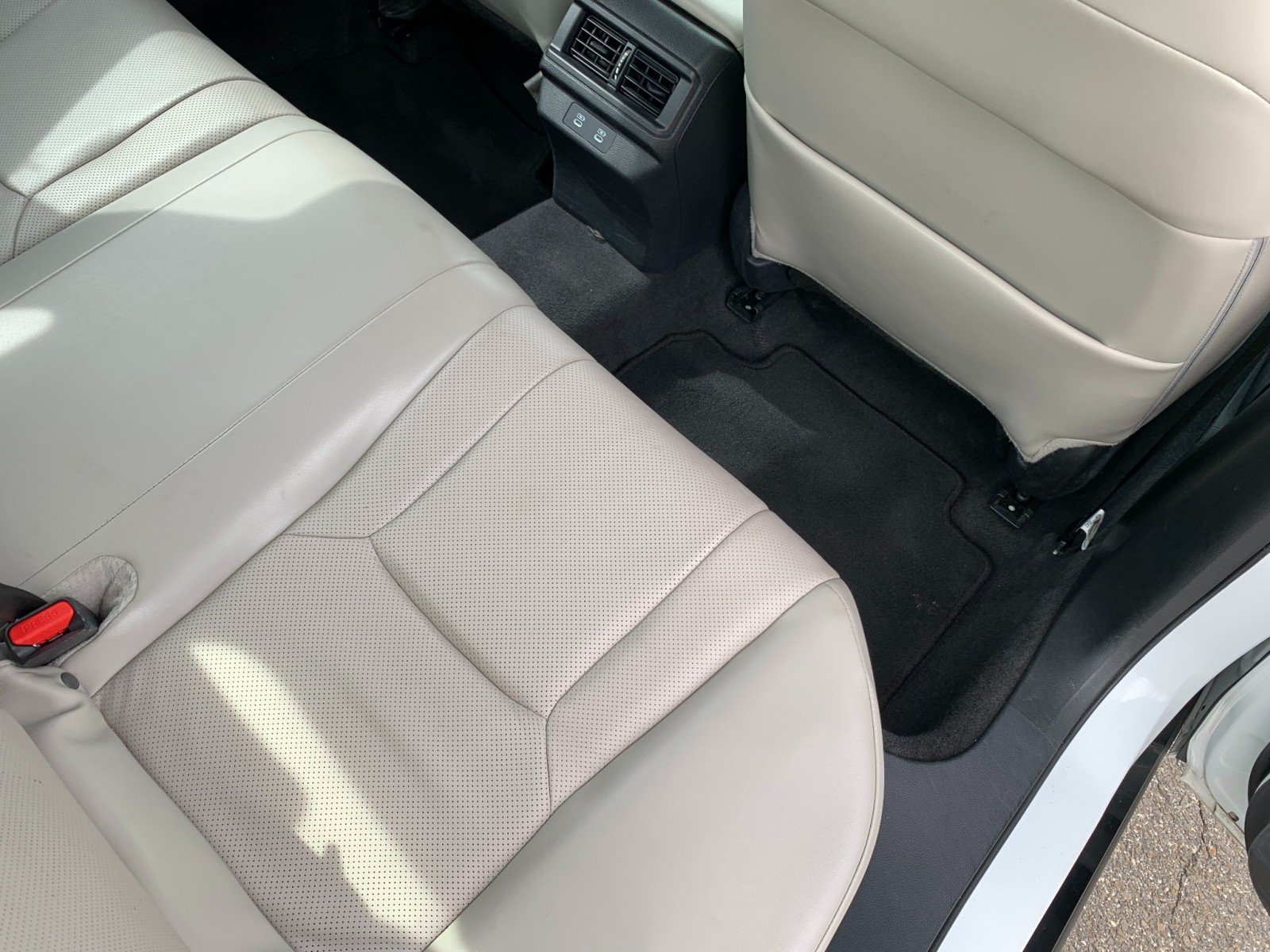 Used 2023 Honda Accord EX-L image 36