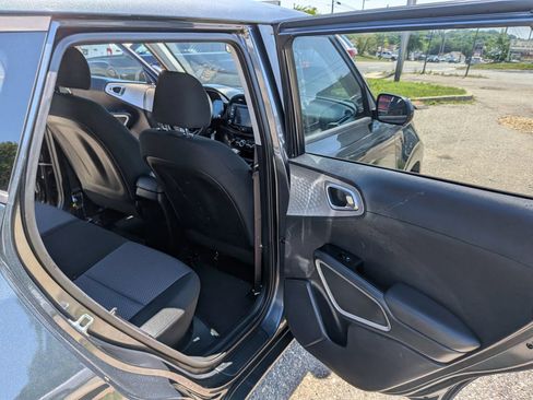 Used 2024 Kia Soul LX w/ Option Group 015 FWD image 26
