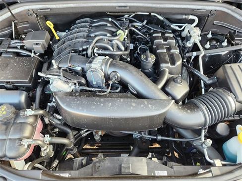 Certified 2024 Dodge Durango GT image 33