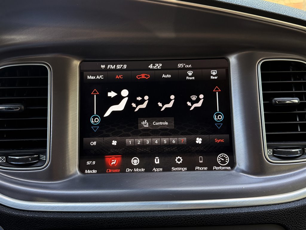 Used 2020 Dodge Charger Scat Pack RWD image 11
