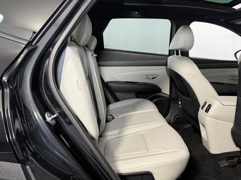 Used 2025 Hyundai Tucson Limited image 29