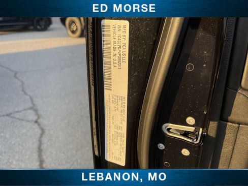 Used 2023 Jeep Wagoneer Series III w/ Premium Group I image 34