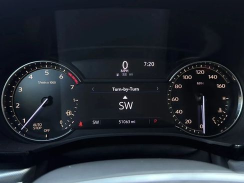 Used 2020 Cadillac XT5 Premium Luxury FWD image 10