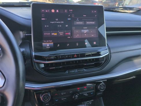 Used 2022 Jeep Compass Limited image 13