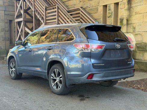 Used 2016 Toyota Highlander XLE image 5