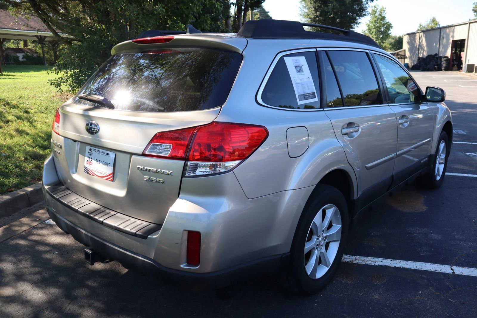 Used 2014 Subaru Outback 3.6R Limited AWD/4WD image 6
