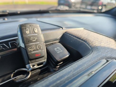 Used 2021 RAM 1500 Limited AWD/4WD image 28