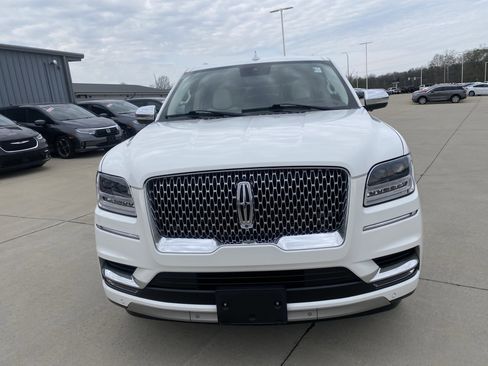 Used 2021 Lincoln Navigator Black Label image 2
