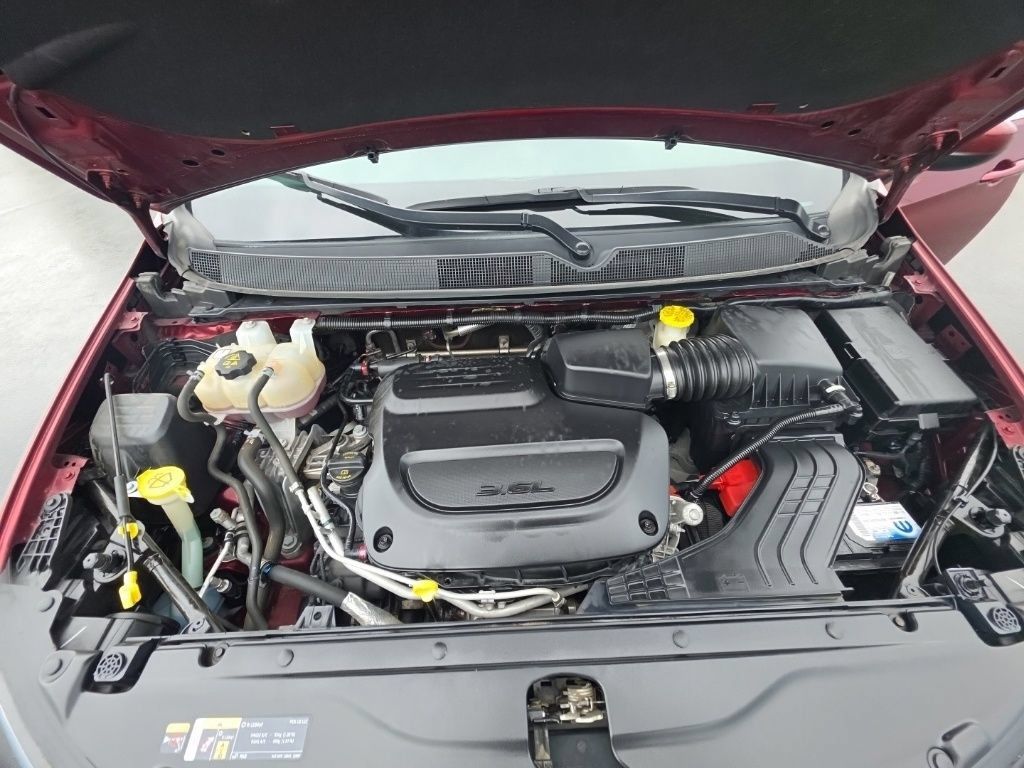 Used 2023 Chrysler Voyager LX FWD image 10