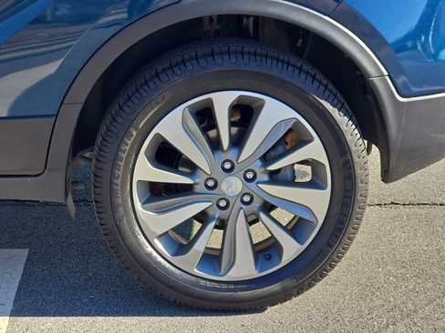 Used 2020 Buick Encore Preferred image 27