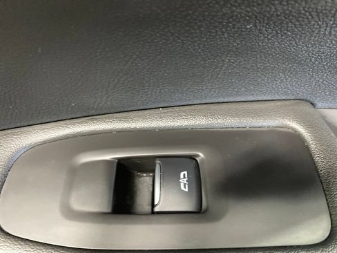 Used 2024 Cadillac XT6 Luxury w/ LPO, Floor Liner Package AWD/4WD image 23