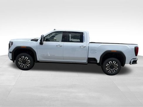 New 2026 GMC Sierra 2500 Denali Ultimate AWD/4WD image 4