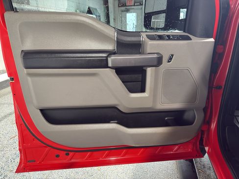 Used 2018 Ford F250 XLT image 16