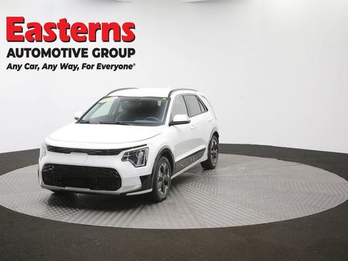 Used 2023 Kia Niro Wind w/ Wind Preserve Package FWD image 54