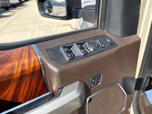 Used 2017 Ford F250 King Ranch w/ King Ranch Ultimate Package AWD/4WD image 23