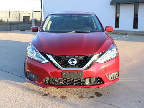 Used 2019 Nissan Sentra SV w/ Special Edition Package image 2