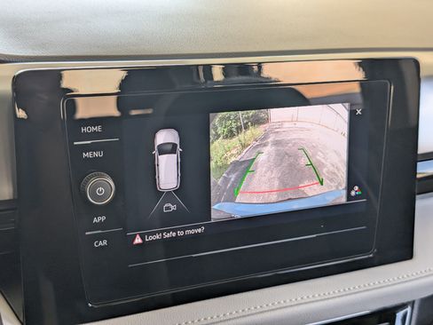 Used 2025 Volkswagen Taos S FWD image 26