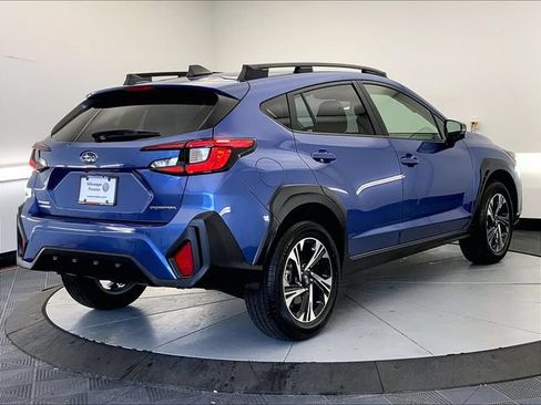 Used 2025 Subaru Crosstrek 2.5i Premium AWD/4WD image 7