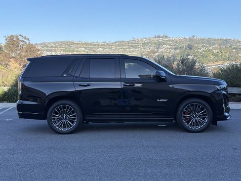 Used 2024 Cadillac Escalade V image 5