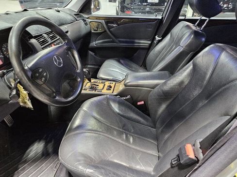Used 2002 Mercedes-Benz E 55 AMG Sedan image 11