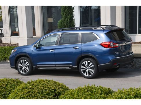 Certified 2022 Subaru Ascent Touring w/ Popular Package #2A image 7